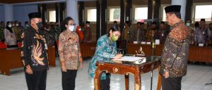 Bupati Rembang melantik 67 pejabat Jumat 30 Desember 2022