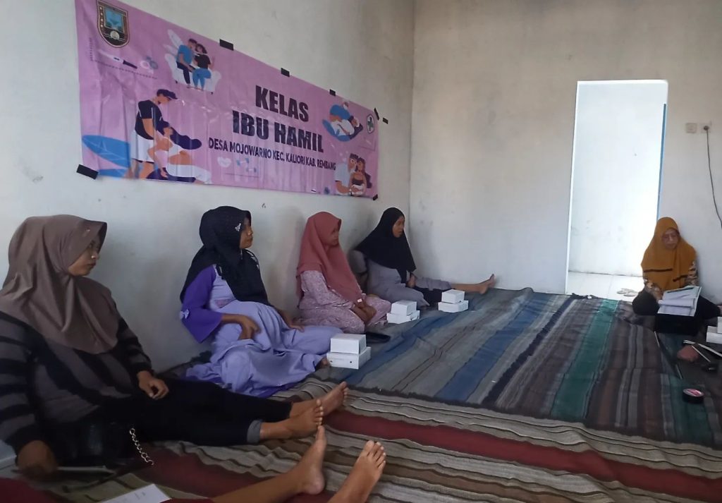 Kelas Ibu Hamil yang dilaksanakan di Desa Mojowarno Kecamatan Kaliori beberapa waktu lalu. (sumber : Pemdes Mojowarno)
